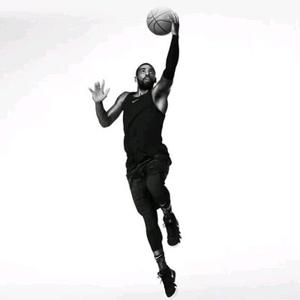 近15年谷歌每年搜索量最高球员：C罗10次断崖领先，梅西仅1次（过去15年谷歌年度最热球员：C罗10次遥遥领先，梅西仅1次登顶）