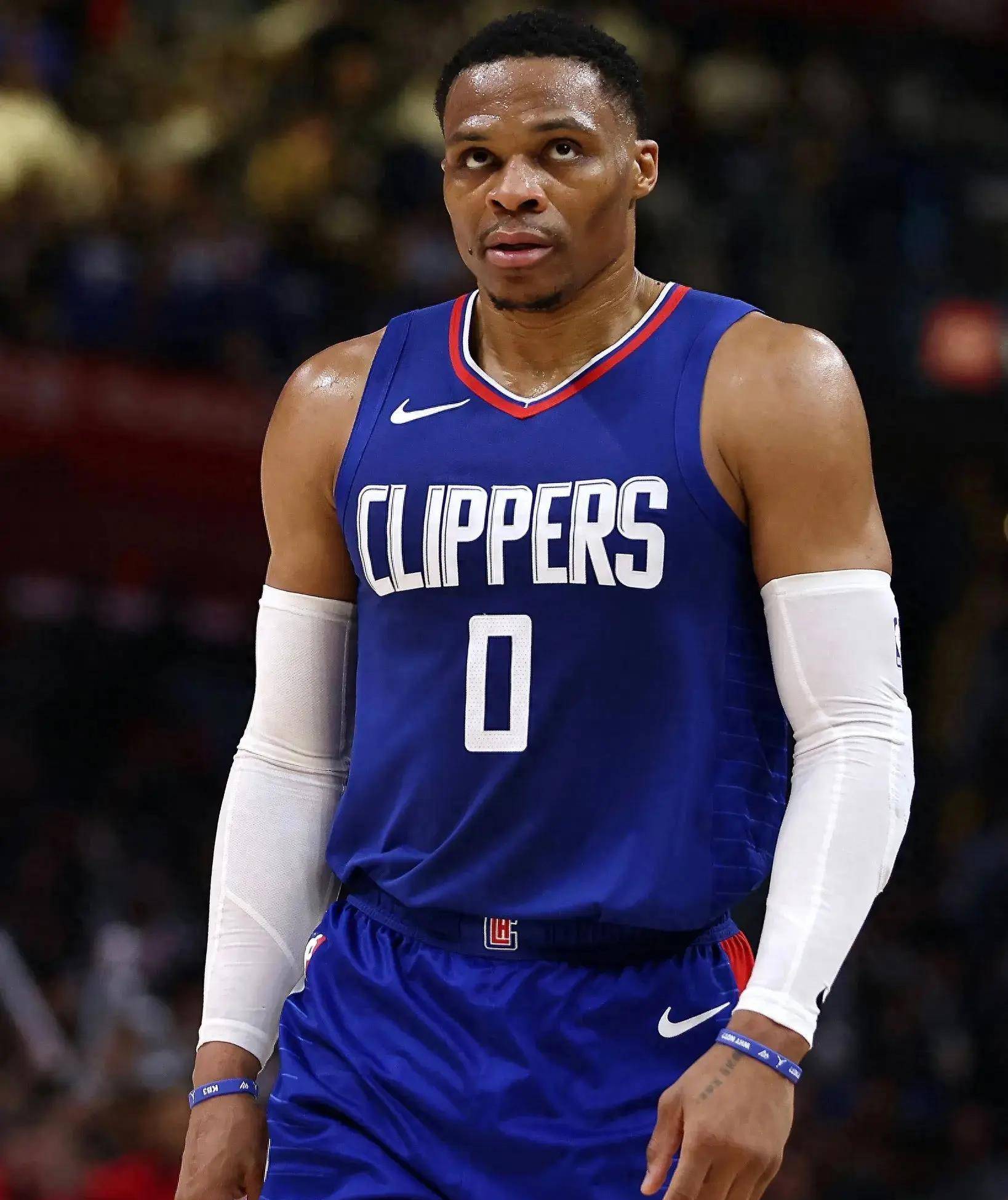 小波特连续三场比赛砍下30+&命中5个三分，篮网队史首人（小波特三连场30+且命中5记三分，篮网队史第一人）