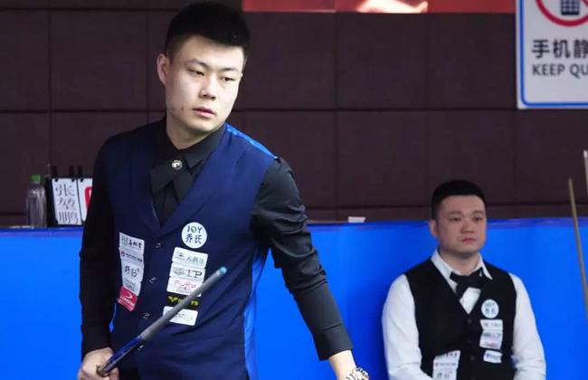 他用实际行 他用实际行